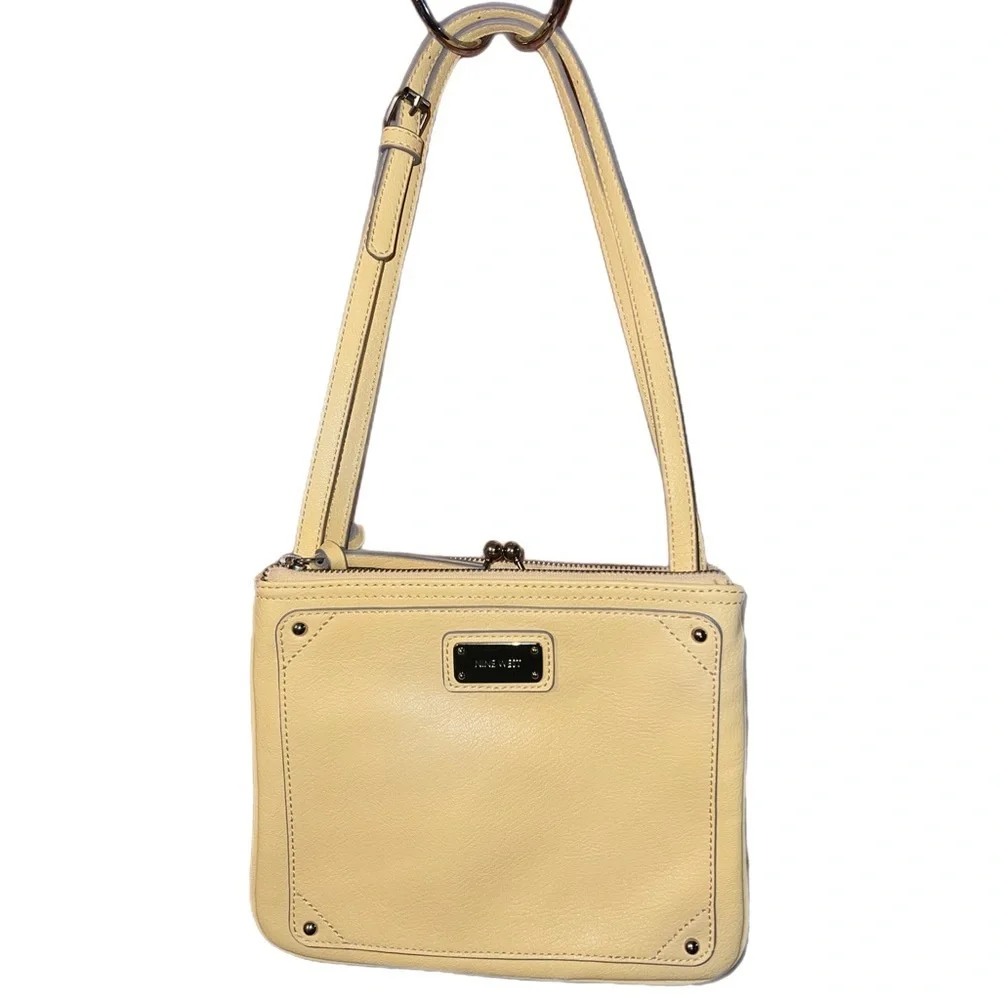 Nine West Beautiful Yellow Purse Triple Compartment Hand Bag Striped Interior - Picture 3 of 9